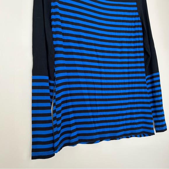 Vince Camuto Striped Long Sleeve Top - Picture 9 of 10